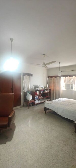 Bedroom in 2 BHK Apartment at Venus Apartments Cuffe Parade, Cuffe Parade – for Sale