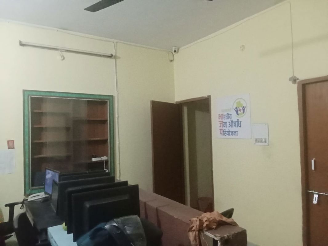 2 BHK + Pooja Room,Extra Room,Store Room Builder Floor For Rent in Aman Kunj