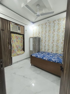 2 BHK + Pooja Room Builder Floor For Rent in Lajpat Nagar I