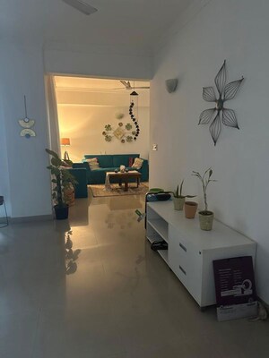 Team Area in 3.5 BHK Apartment at Ardee City Palm Grove Heights, Sector 52 – for Rent