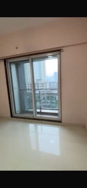 Room in 2 BHK Apartment at Siddhi Highland Haven, Balkum Pada – for Rent