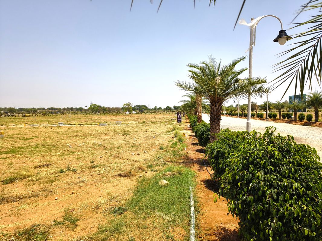 Plot For Sale in Aroor
