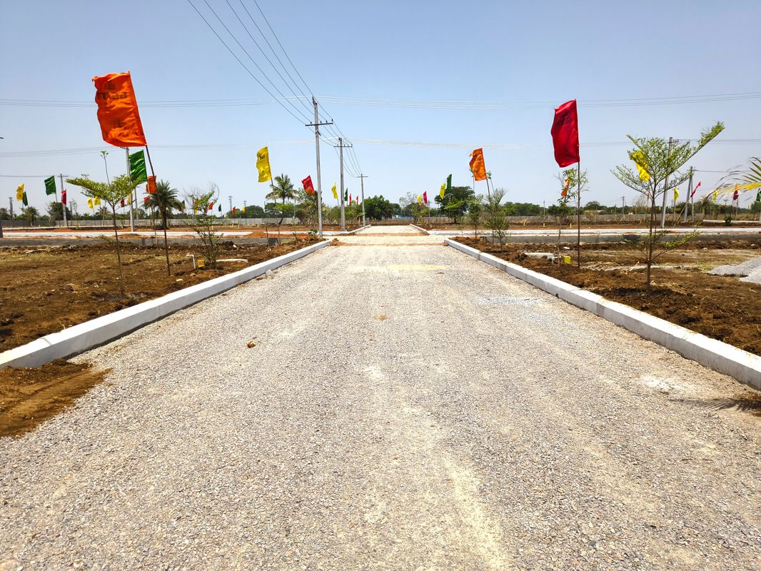 Plot For Sale in Aroor
