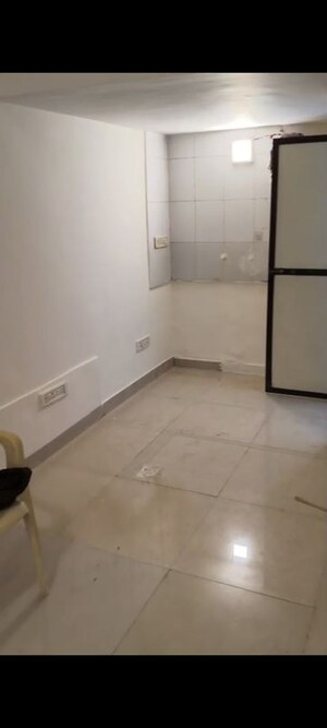   Shop at Vashi – for Rent