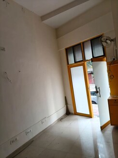 Retail Shop For Rent in Vashi