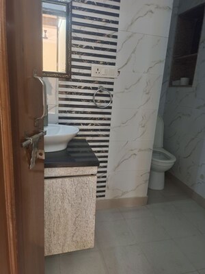 Staircase in 2 BHK Builder Floor at Sector 29 – for Rent
