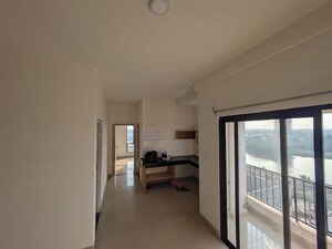 Room in 2 BHK Apartment at Gems City, Joka – for Rent