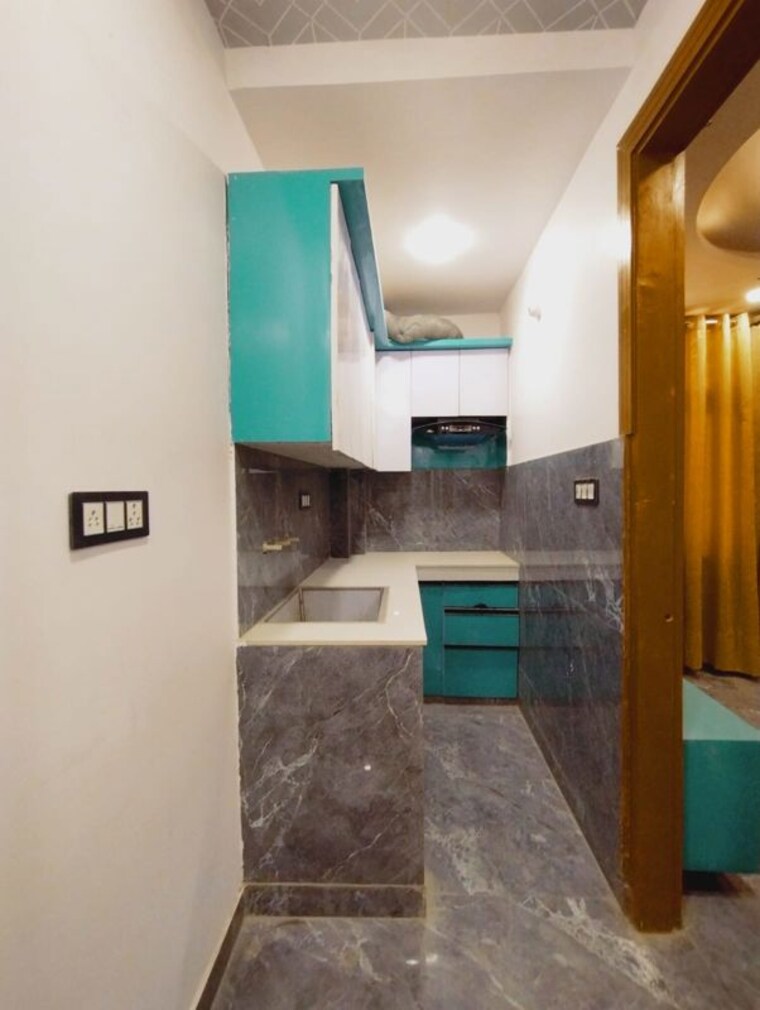 Kitchen, uttam nagar 2 Bedroom 550 Sq.Ft. Builder Floor In Uttam Nagar Delhi 10299867
