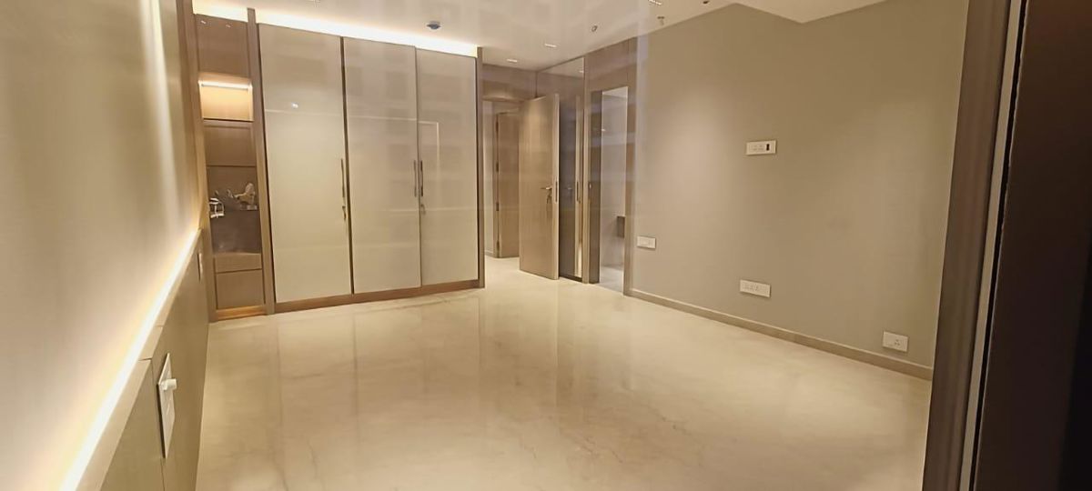 4 BHK 5000 Sq.Ft. Apartment in Raiaskaran Parthenon