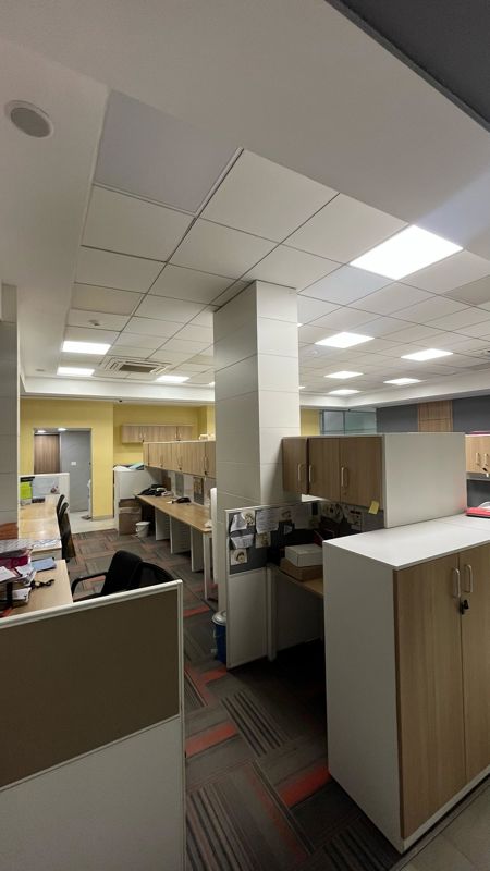 Office Space For Rent in Crystal Paradise