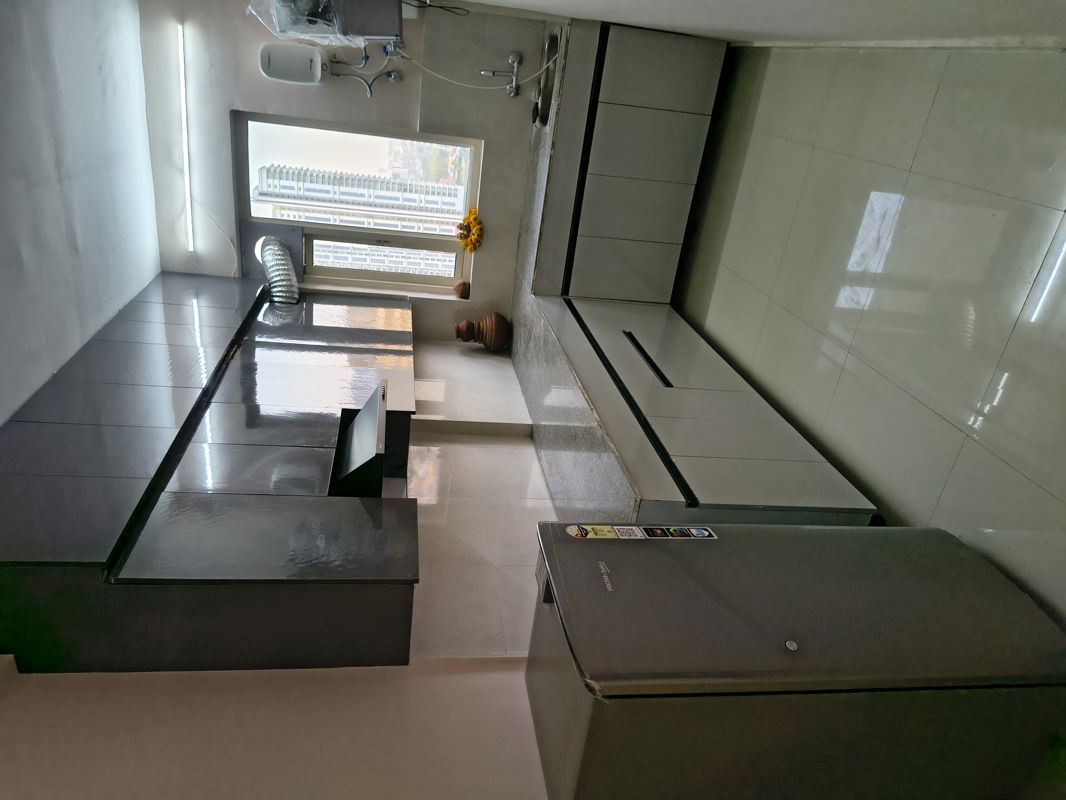 2 BHK Apartment For Rent in Pyramid Midtown