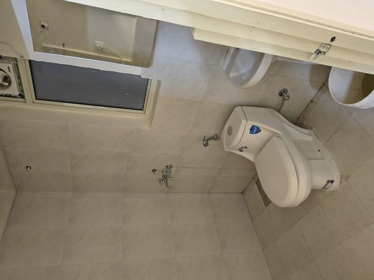 Bathroom, pyramid-midtown 2 Bedroom 1000 Sq.Ft. Apartment In Sector 59 Gurgaon 10300430