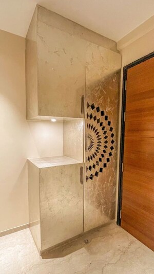 Bathroom in 4 BHK Apartment at Peninsula Heights Bangalore, Jp Nagar – for Sale