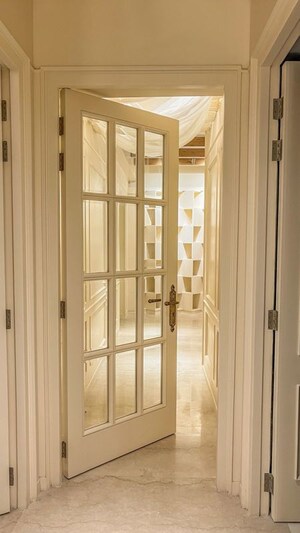 Building Lobby in 4 BHK Apartment at Peninsula Heights Bangalore, Jp Nagar – for Sale