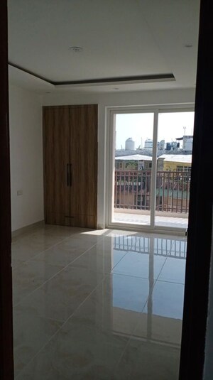 Room in 3 BHK Apartment at Fortune Victoria Heights, Dhakoli – for Sale