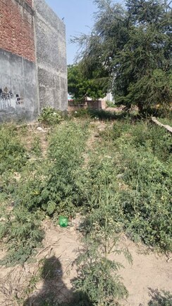 Plot For Sale in Vigyan Khand