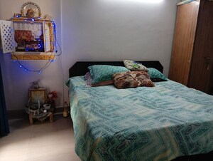 Bedroom in 2.5 BHK Apartment at VVIP Homes, Gaur City 2 – for Rent