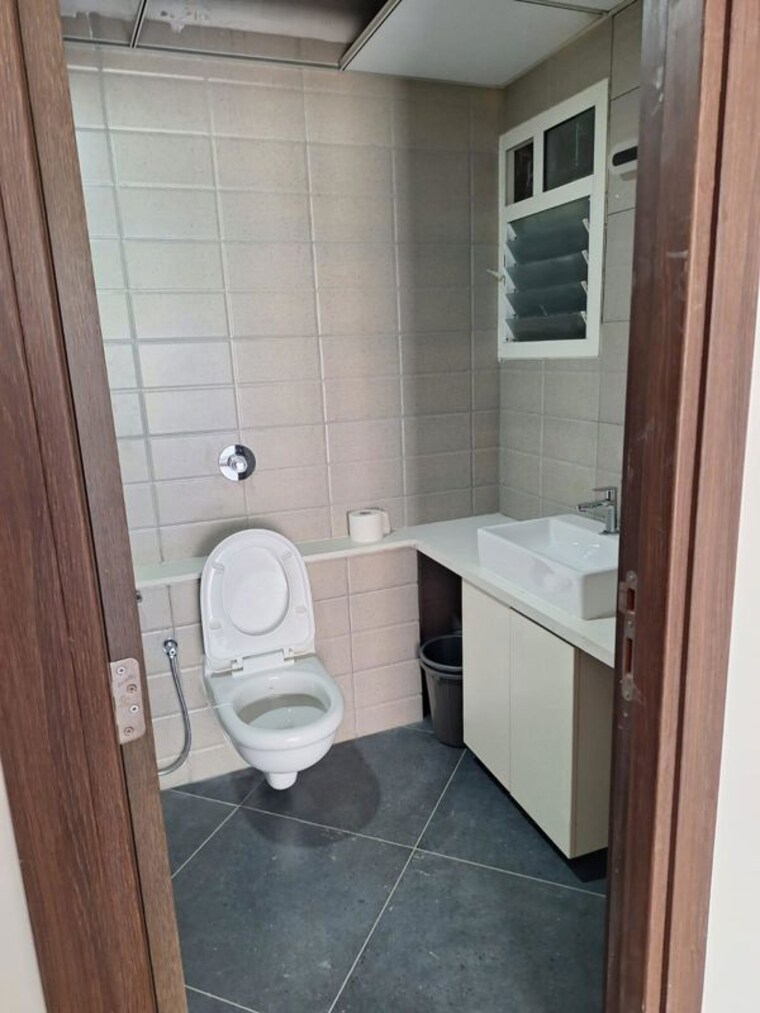 Bathroom, assetz-18-and-oak 2 Bedroom 1100 Sq.Ft. Apartment In Sarjapur Bangalore 10300463