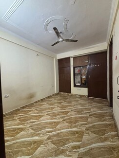2 BHK Builder Floor For Rent in Paryavaran Complex