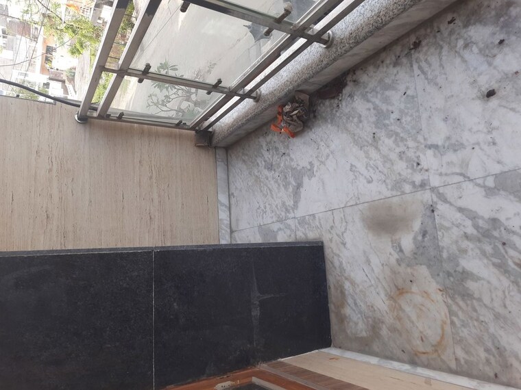 undefined, sector 63a 2 Bedroom 1200 Sq.Ft. Apartment In Sector 63a Noida 10136071