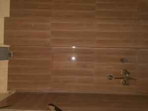 Furnished Amenities in 2 BHK Apartment at Sector 63a – for Rent