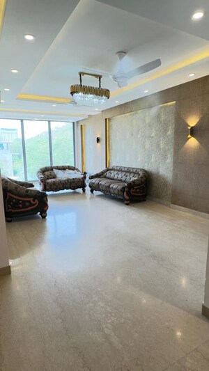 Living Room in  Builder Floor at Agrim Apartment, Sector 43 – for Rent