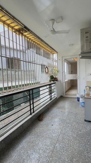 Balcony in  Builder Floor at Agrim Apartment, Sector 43 – for Rent