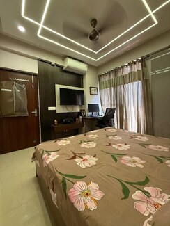 3 BHK Apartment For Rent in Mahagun Mywoods