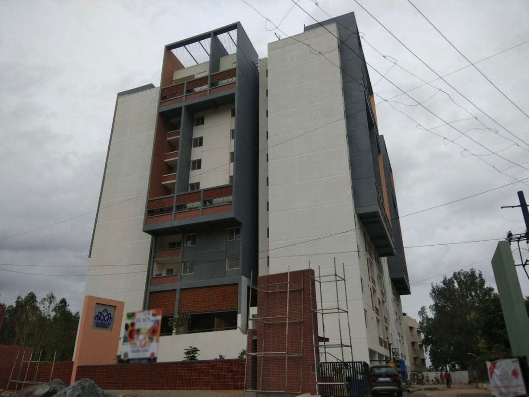 2 BHK Apartment For Rent in Upscale Golden Lotus