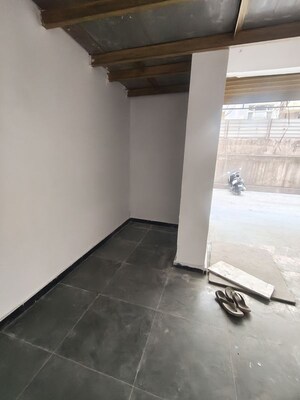 Room in  Shop at Kapur Bawdi – for Rent