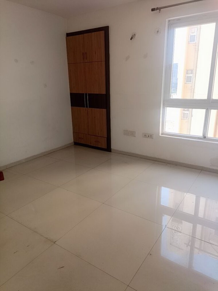 Room, tulip-violet 4 Bedroom 2010 Sq.Ft. Apartment In Sector 69 Gurgaon 10300938