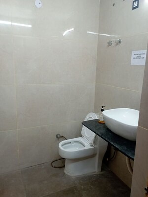 Bathroom in 2.5 BHK Apartment at Uppal Metro Park, Sector 3 Dwarka – for Rent