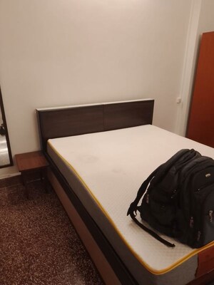 Furnished Amenities in 1 BHK Apartment at Usha Sadan Apartment, Colaba – for Rent