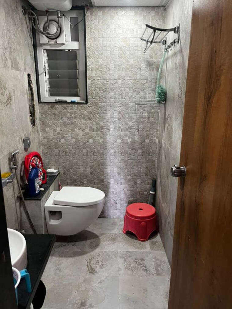 Bathroom, s-p-carnation 2 Bedroom 900 Sq.Ft. Apartment In Pimple Saudagar Pune 10301041