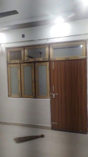 Room in 5 BHK Villa at Migsun Jorbagh, Sector 27 Yamuna Expressway – for Rent