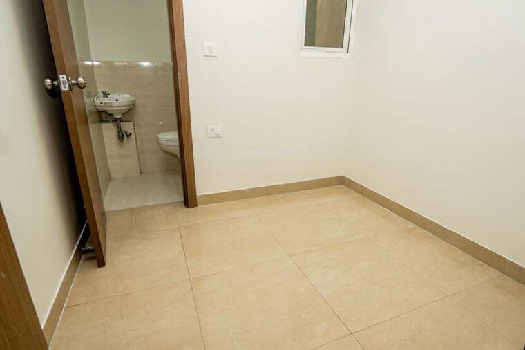 Room, migsun-twiinz 2 Bedroom 845 Sq.Ft. Apartment In Eta Ii Greater Noida Greater Noida 10301047