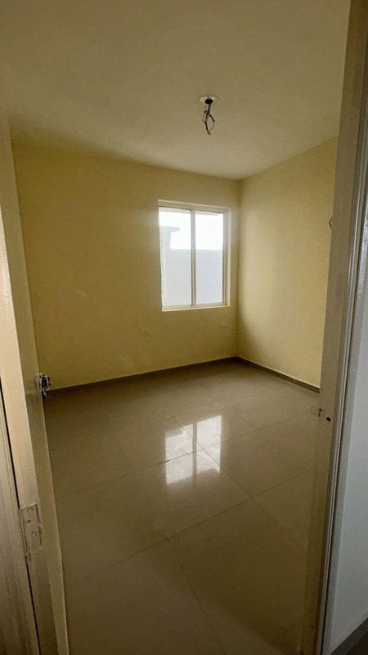 Room, pyramid-altia 3 Bedroom 900 Sq.Ft. Apartment In Sector 70 Gurgaon 10301060