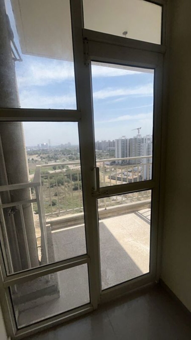 Balcony, pyramid-altia 3 Bedroom 900 Sq.Ft. Apartment In Sector 70 Gurgaon 10301060