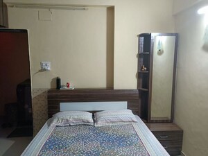 2 BHK Apartment For Rent in Group Seven Rushi Heights, Goregaon East