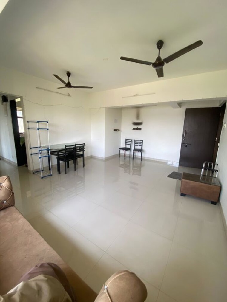 Living Room, siddhi-radha-kunj 2 Bedroom 670 Sq.Ft. Apartment In Chembur Mumbai 10301248