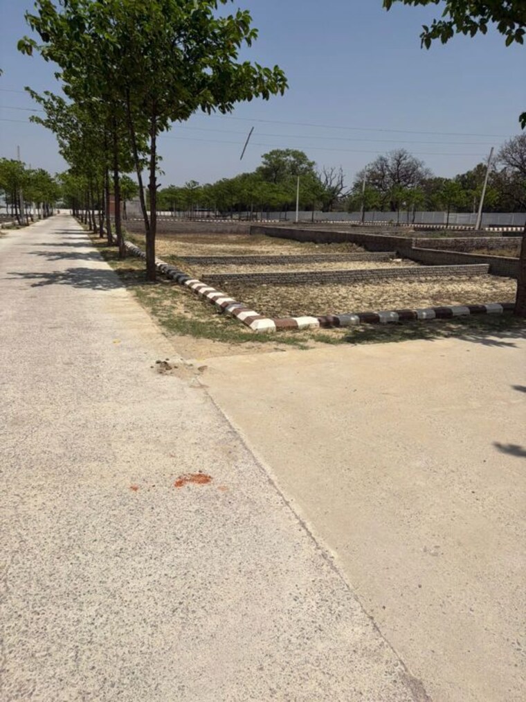 undefined, banthra sikander pur  1000 Sq.Ft. Plot In Banthra Sikander Pur Lucknow 10301259