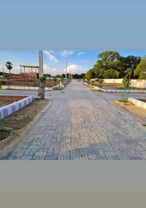   Plot at Banthra Sikander Pur – for Sale
