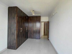 Room in 3 BHK Apartment at The Wadhwa Anmol Fortune, Goregaon West – for Rent