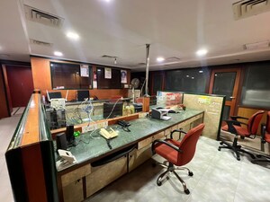  Office Space For Rent in Veera Desai Industrial Estate