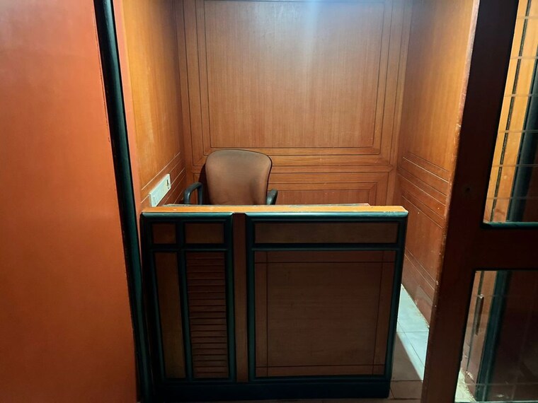 Other, veera desai industrial estate Commercial Office Space 5400 Sq.Ft. In Veera Desai Industrial Estate Mumbai 10298383