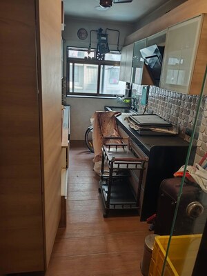 Living Room in 2 BHK Apartment at Sunflower Apartments Cuffe Parade, Cuffe Parade – for Sale