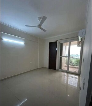 Room in 3 BHK Apartment at Affinity Greens, International Airport Road – for Rent