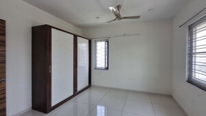 Room in 3 BHK Apartment at Jayabheri The Summit, Narsingi – for Rent