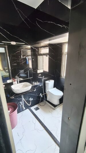 Team Area in 3 BHK Apartment at Siddharth Estates, Kalyani Nagar – for Rent