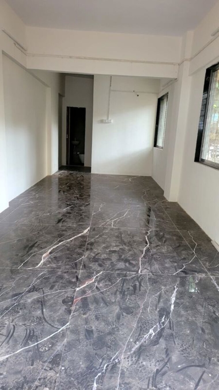 Room, arihant-residency-sion Commercial Office Space 800 Sq.Ft. In Sion Mumbai 10301172